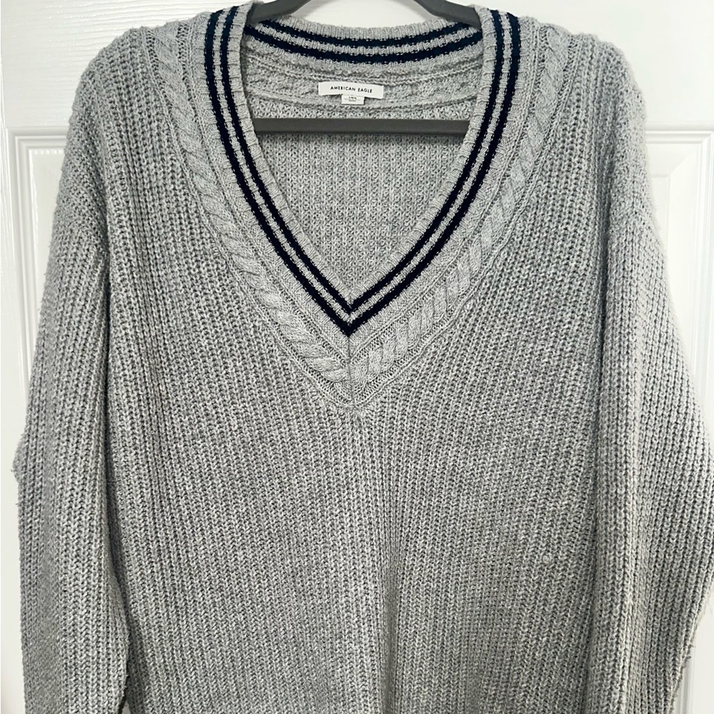 AE V-Neck Preppy Sweater